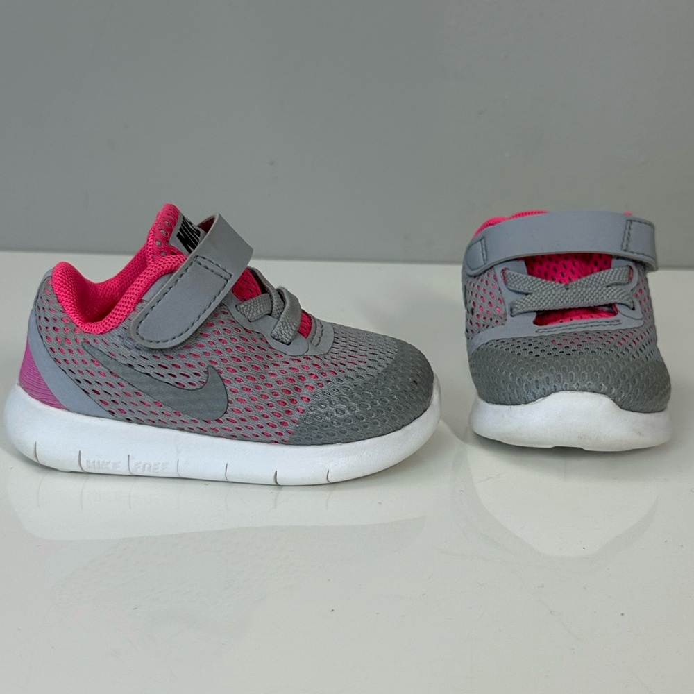 Nike Kids Gray and Pink Lightweight Sneakers